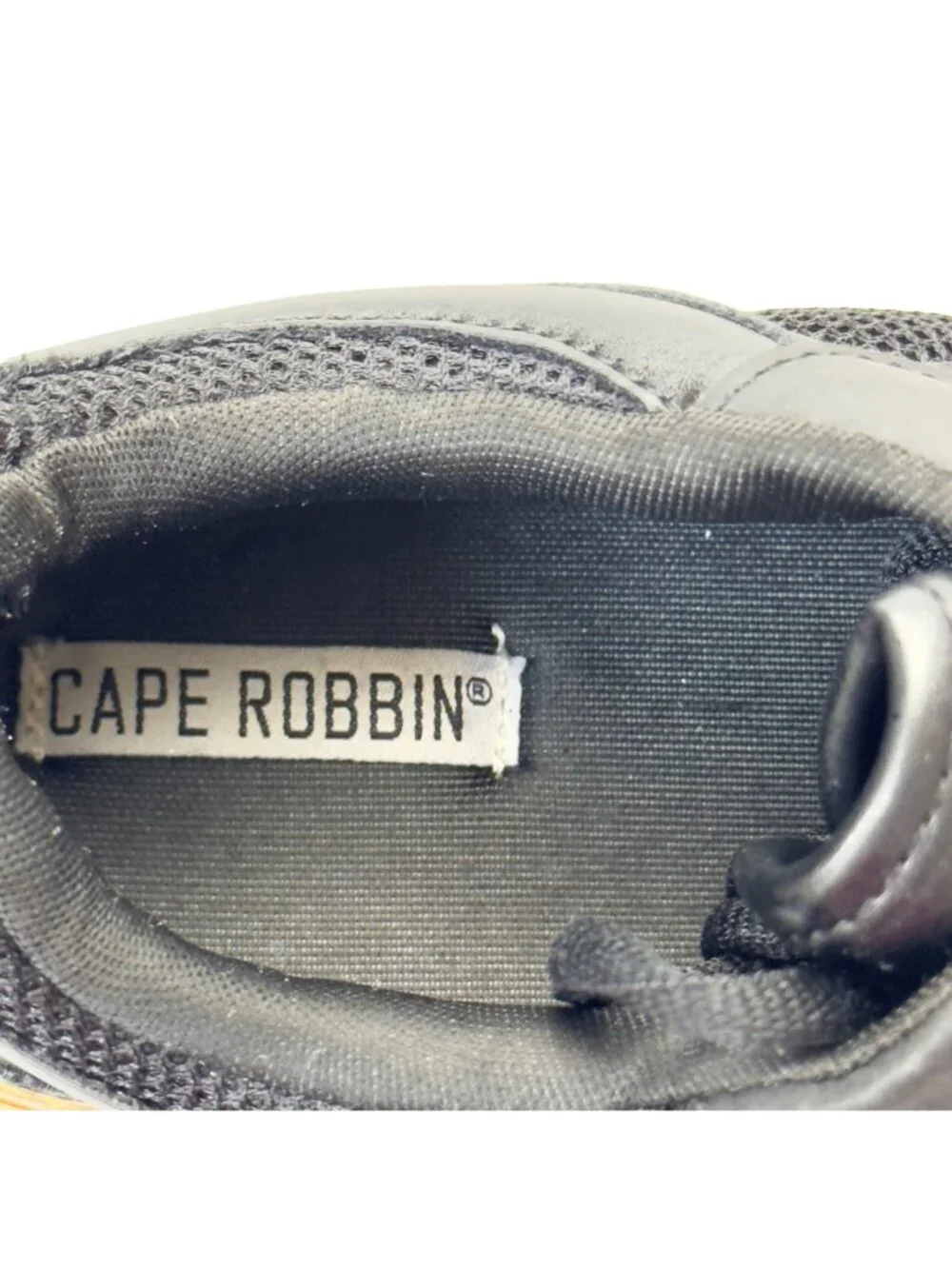CAPE ROBBIN Attitude C Womens Shoes Black Faux Leather Sneakers Gold-tone Size 9